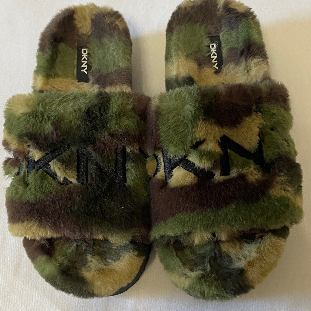DKNY Green and Brown Faux Fur Slippers